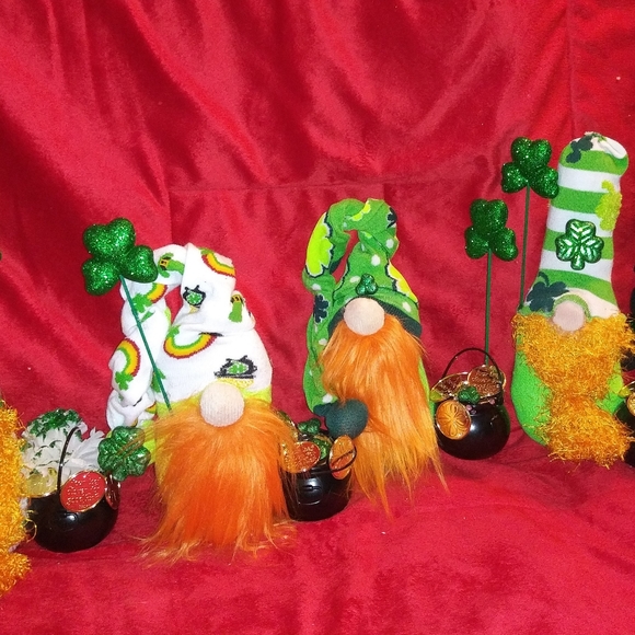 Gnomes - Picture 11 of 11